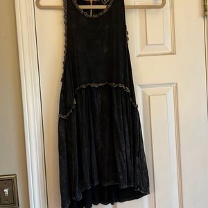 EUC lace hem black washed tank